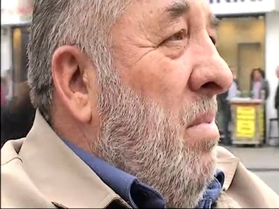 wheel chair-TURKEY  Bu KISA FİLM AB-DİL VE SİNEMA KULÜBÜ TARAFINDAN AB PROJESİ kapsamında yapılmış ve Avrupalı engelli öğrencilerle beraber hem Türkiye de hem de Avrupa da izletilmiş ve çok beğenilmiştir.