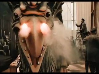 La invención de Hugo - Segundo Tráiler Español [360p]