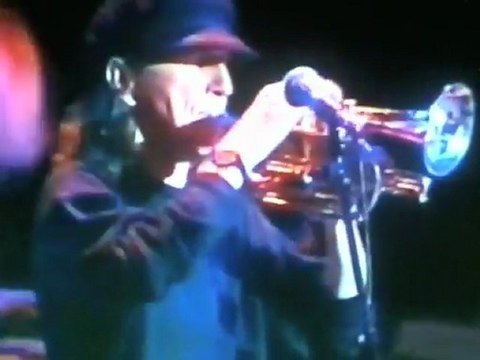 Kylie Minogue dance to the music 1990 live in sydney