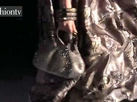 Giorgio Armani Show Winter 2012 Milan Fashion Week | FTV