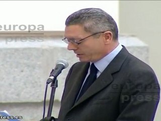 Gallardón: "La Monarquía mantiene unida España"