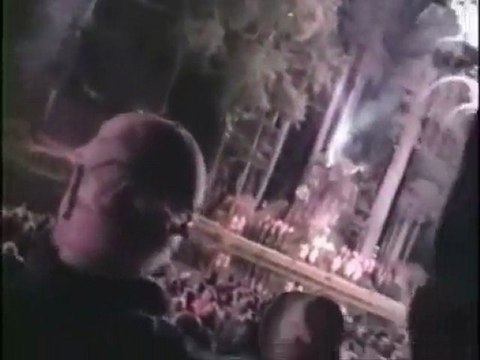 Le Bohemian Grove - Alex Jones - 2/2 - 2004 - STFR