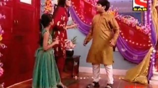 Chintu Chinky Aur Ek Badi Si Love Story - 29th November 2011 Video Watch Online p2