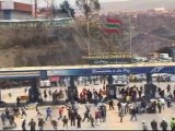 Policía boliviana lanzó gases a estudiantes y docentes universitarios que manifestaban