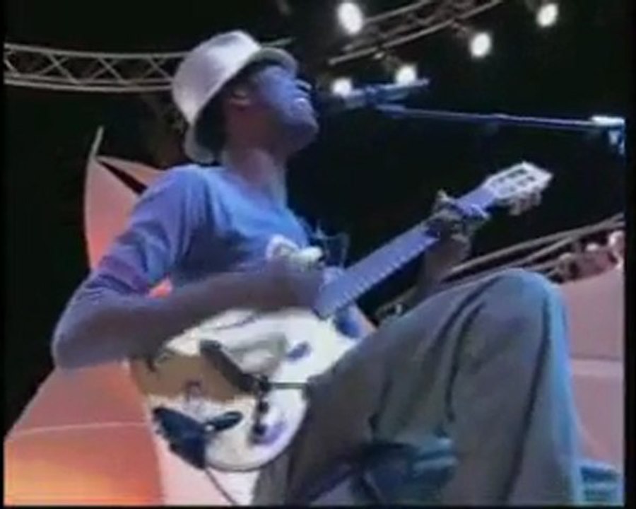 KEZIAH JONES - KPAFUCA - LIVE AT CANAL+ - PARIS FRANCE 2004