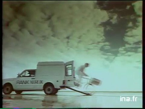 Vidéo Ina - Rank Xerox - Xerox 2300 - photocopieur - poids lourds, vidéo Rank Xerox - Xerox 2300 - photocopieur - poids lourds, vidéo - Archives vidéos - Ina.fr