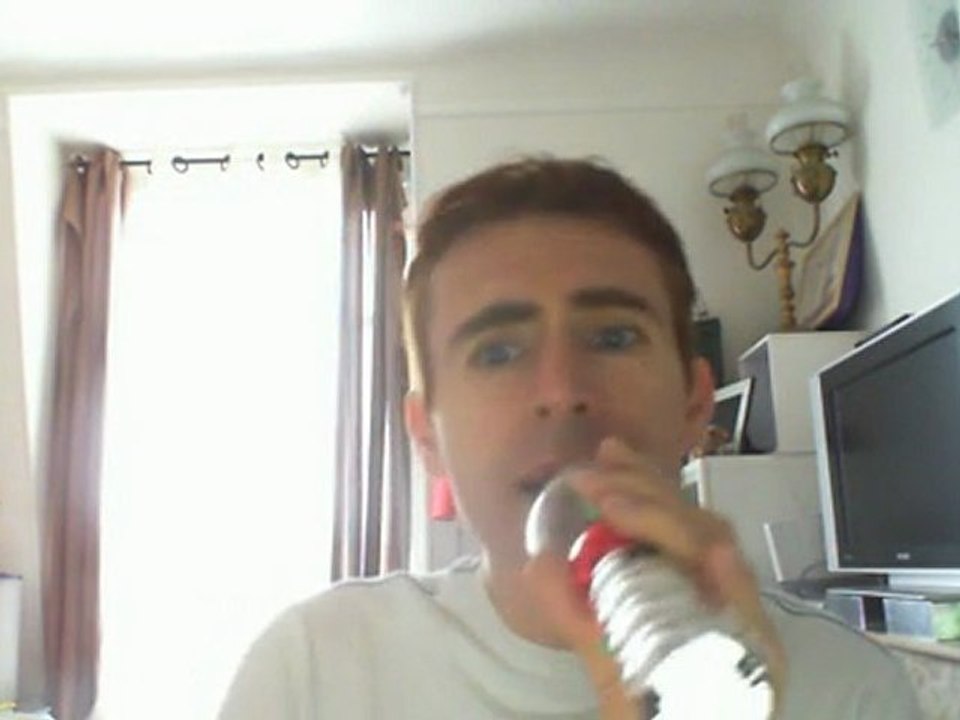 Wiwi égratigne "lilas lilas"