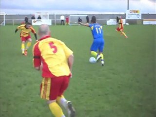 Football, Promotion de 1re division: Ravenel s'impose largement