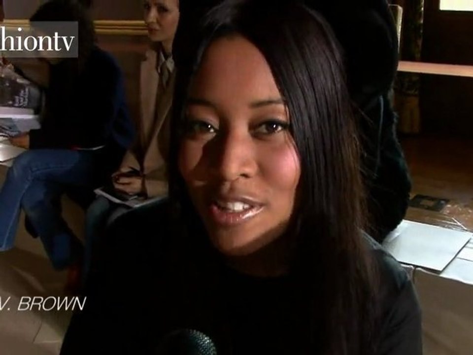 Stella McCartney Front Row Winter 2012 Paris | FTV