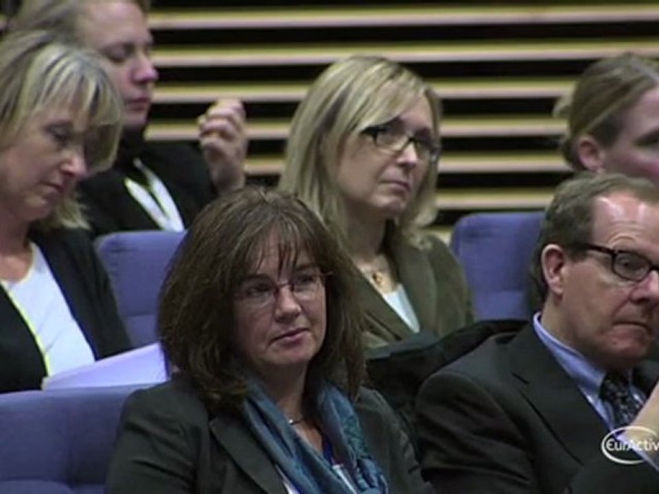 EU unveils giant research funding programme