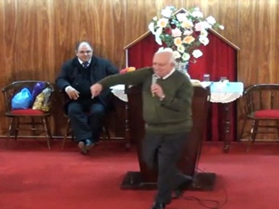 La soberania de Dios - Pastor Walter Garcia - 26-06-2011