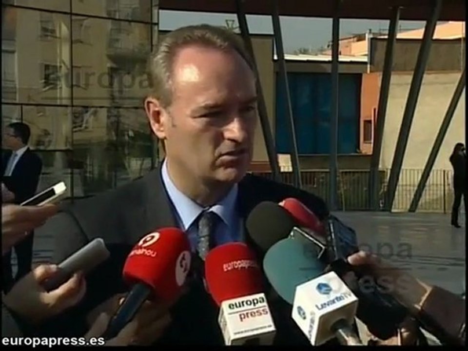 Fabra limita a 20€ los menús de altos cargos