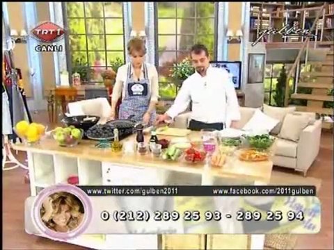 GÜLBEN - Şef Eylem Vardar'dan Fırında Somon Balık ve Ispanak Salatası Tarifi 30.11.11