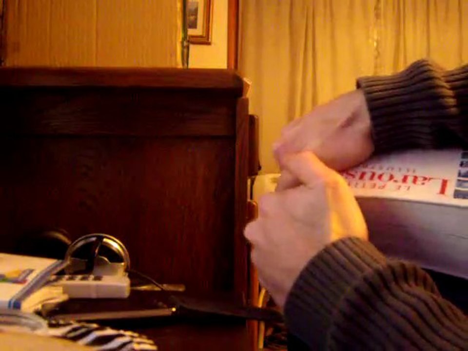 Test n°10 : Peut-on décapsuler une bière avec un dictionnaire ?