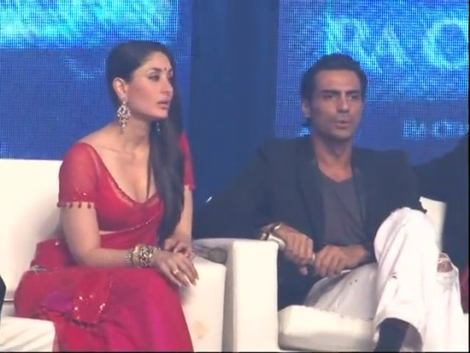 Kareena Kapoor And Arjun Rampal Torture Madhur Bhandarkar! - Latest Bollywood News