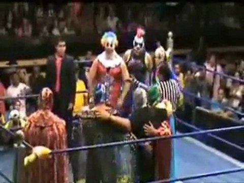 Mil Mascaras, Dos Caras & Canek vs Los Psycho Circus. pt1.