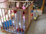 ma fille qui danse à 10 mois