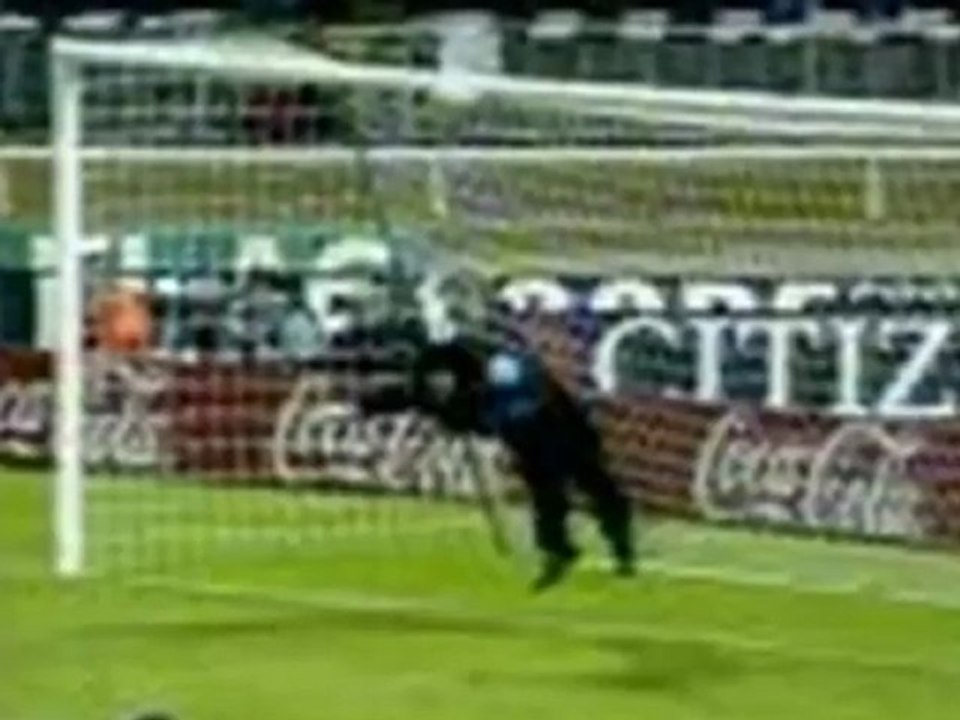 Le coup du scorpion de René Higuita avec le Colombie