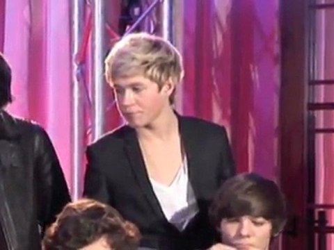 Zayn Malik 'Dating Little Mix Star Perrie Edwards'