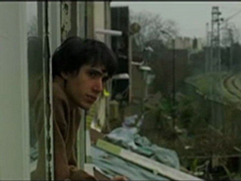 Aşk ve Devrim Film Fragmanı (www.fragmans.com)