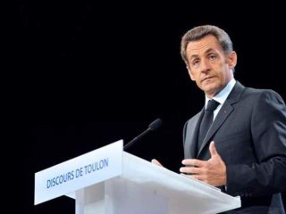 Le président sortant fait-il campagne sur les deniers publics ?