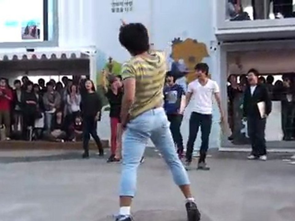 Taekwondo Shuffle in Korea