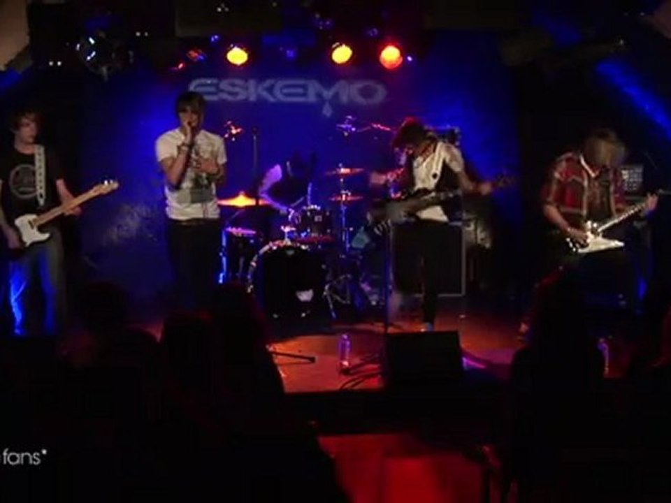 Purefans Session d'Eskemo : le Live de "Je suis seul"