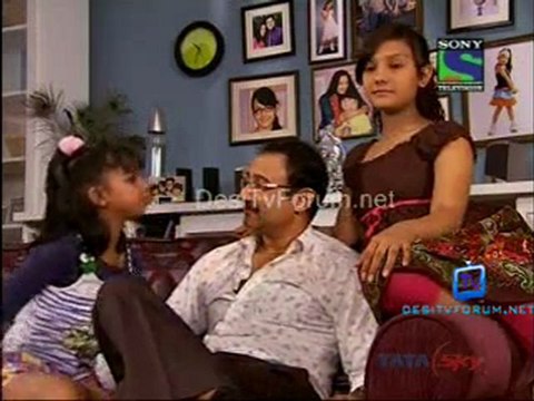 Parvarish Kuch Khatti Kuch Meethi - 1st December 2011 - Part4