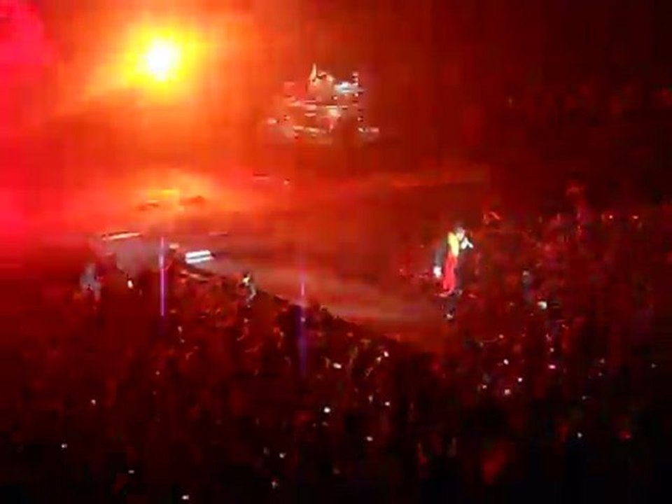 Closer To The Edge - 30STM@Anvers.