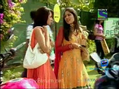 Saas Bina Sasural - 1st December 2011