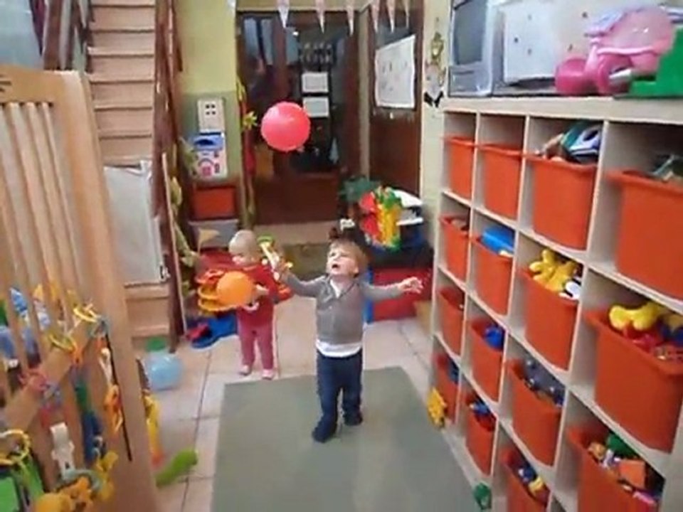 Dansen met ballonnen
