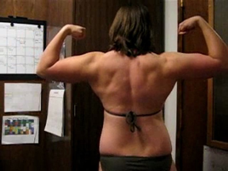 Jessica_Williams_18_yrs_old_offseason_upper-body