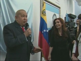Presidente Chávez pintó cuadro en honor a Néstor Kirchner