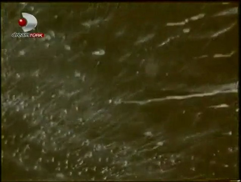 Levent Yüksel  ♫♥♪ Yeter Ki Onursuz Olmasın Aşk ♫♥♪