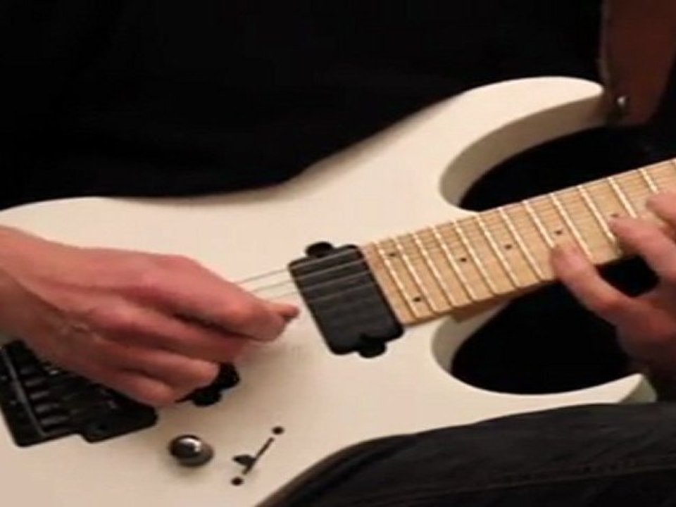 Sweep Picking Guitar Lessons - How To Shred On Guitar