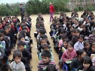 CHANTS DES ENFANTS ECOLE DE MU CANG CHAI