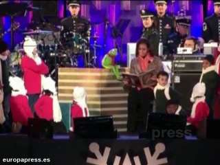 La familia Obama da la bienvenida a la Navidad