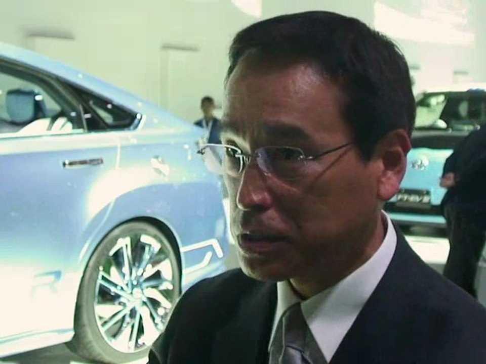 Une citadine électrique qui se gare toute seule, une voiture de sport hybride consommant moins de 3 litres d'essence aux 100 km, une berline à pile à hydrogène, les constructeurs ont rivalisé d'inventivité "verte" au salon de l'automobile de Tokyo