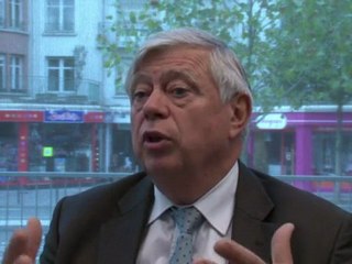 Dominique Braye présente le programme Habiter mieux