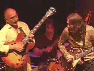 Robben Ford live jam session with Larry Carlton