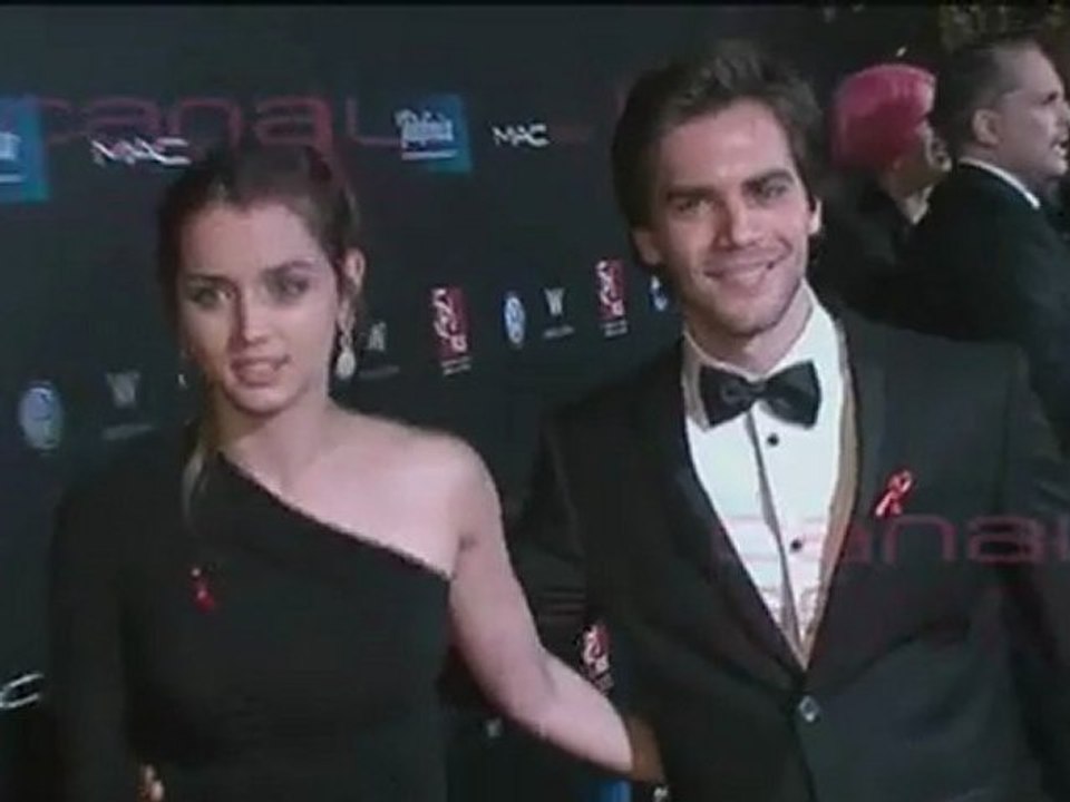 Ana de Armas y Marc Clotet, enamorados y solidarios