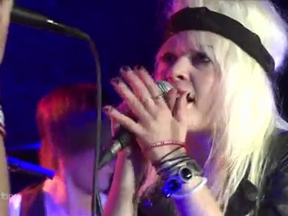 Purefans Session d'Eskemo : Le live de "Oublie moi" feat Kinnie Lane