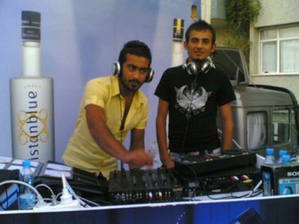 I Rock I Sweat I Dance - ( DJ SİNAN ATEŞ Remix)