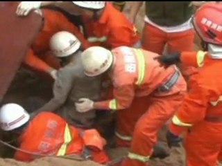 Man in China trapped in sandpit