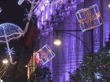 Les rues de Londres s'illuminent pour les fêtes