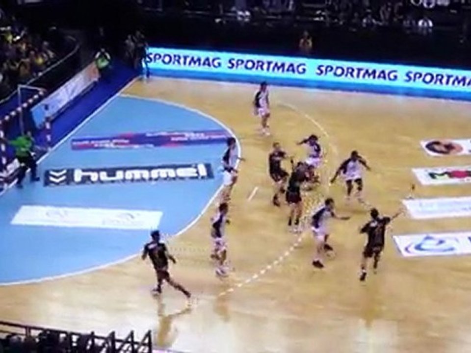 "Air" Basic à 9m - Chambéry -  Ivry Championnat LNH Handball