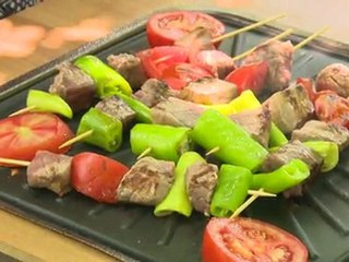 Sehpalı Izgaramatik'le şiş kebap