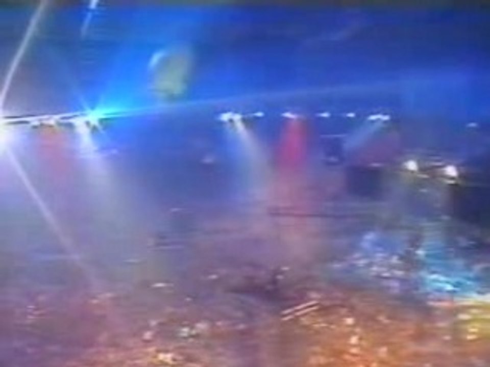Depeche Mode - A Question Of Time (Live)