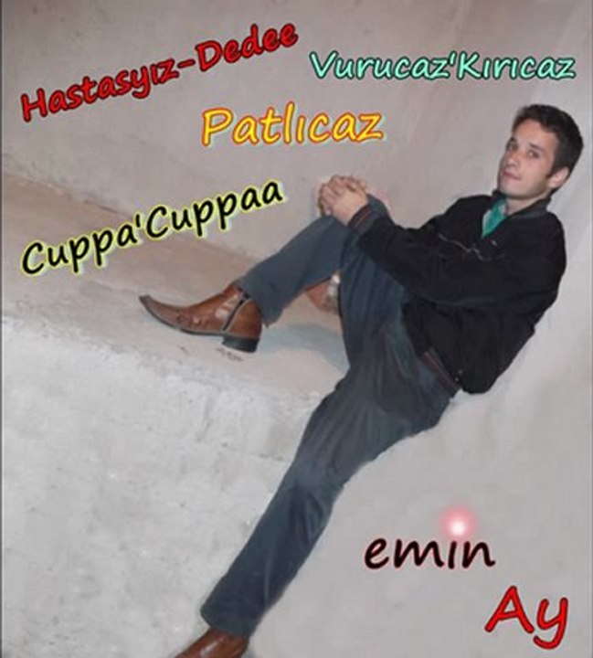 sAÇlaR saRı qözler mavii qüzel deqil çıtır yani adını söyle tanışalım bu qüzellik kimdee var fena bu qaci fena ♥