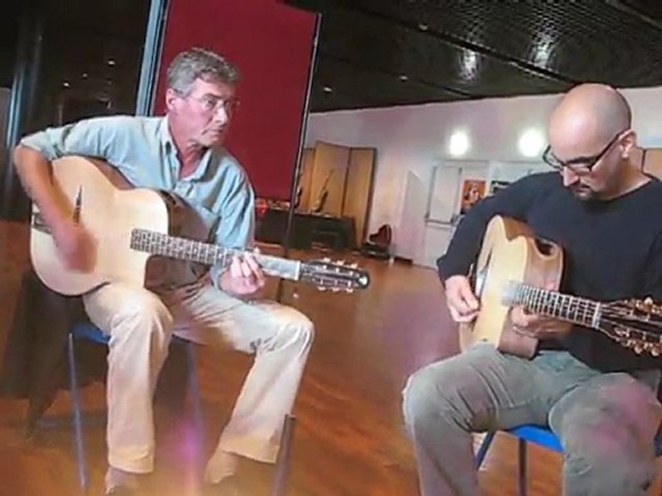 Malik et Titimaz  jouent sur des guitares manouches de  Jeff Kerléo